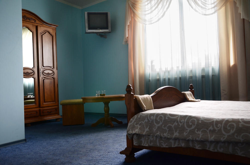 Hotel Dvorik Chernivtsi Habitación foto